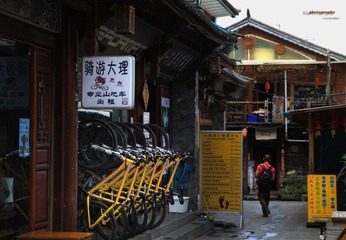 骑游大理（缩）.jpg