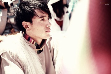 打鼓小伙儿（缩）.jpg