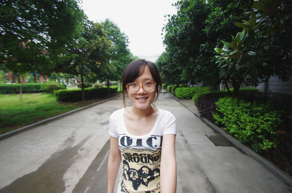 高三每天骑着单车冲出家门的地方 br /> 高三每天骑着单车冲出家门的