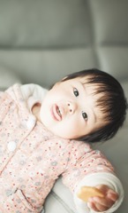 179043