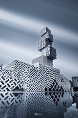 001