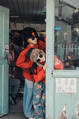 001