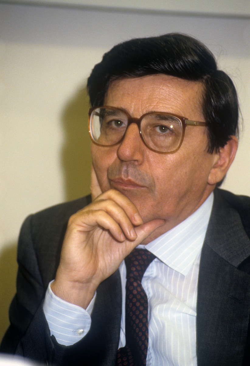 五月花-蒲公英2五月花-蒲公英1五月花五月花-兰花1五月花-菊花2五月花