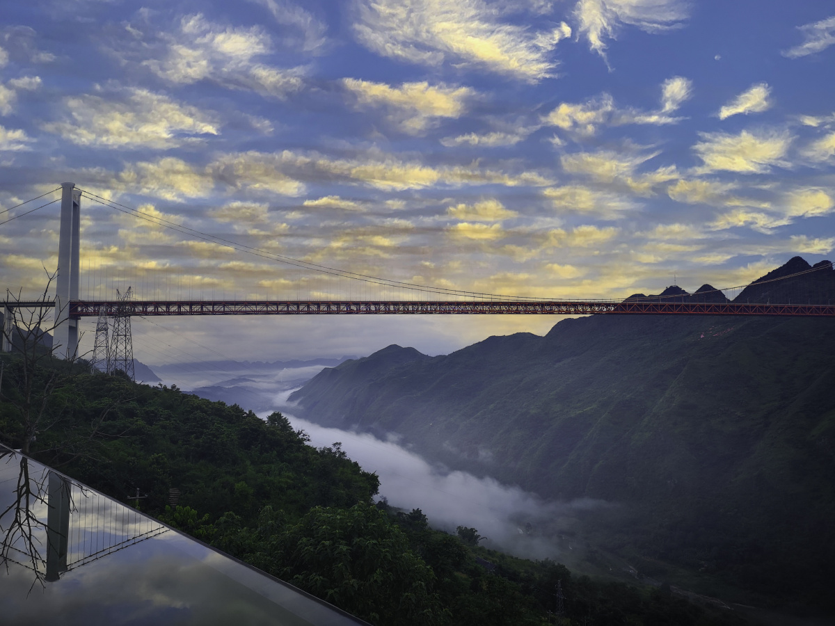 贵州坝陵河大桥