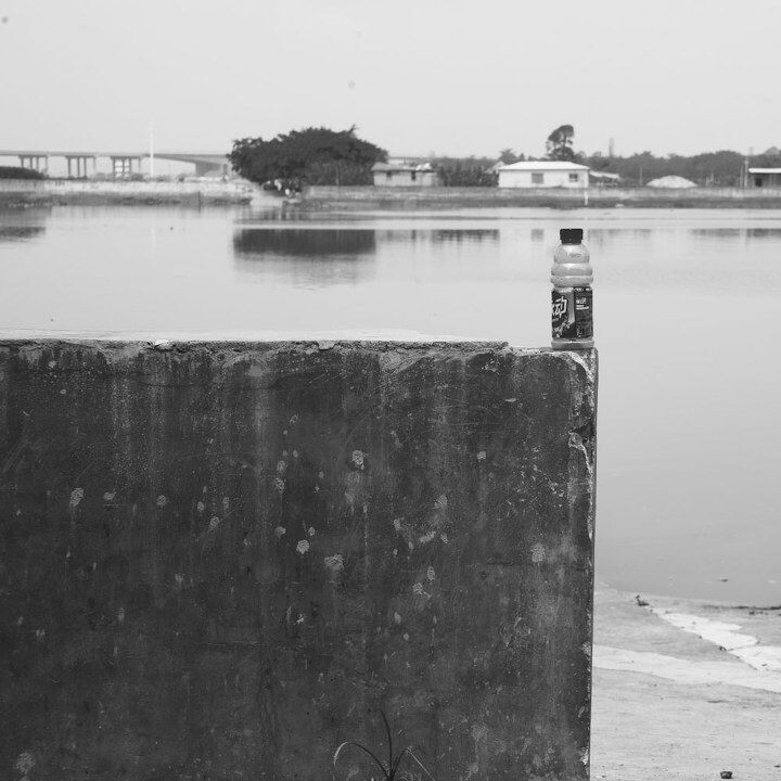 04<br />
