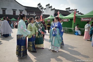 MingTheGreat-XiTangHanFu-2017 (112 - 365)