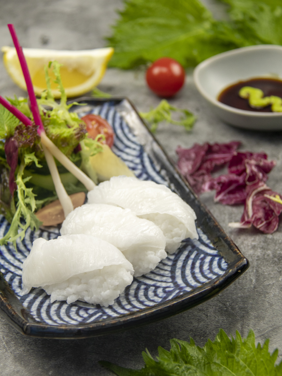 鲽鱼裙边焦糖寿司