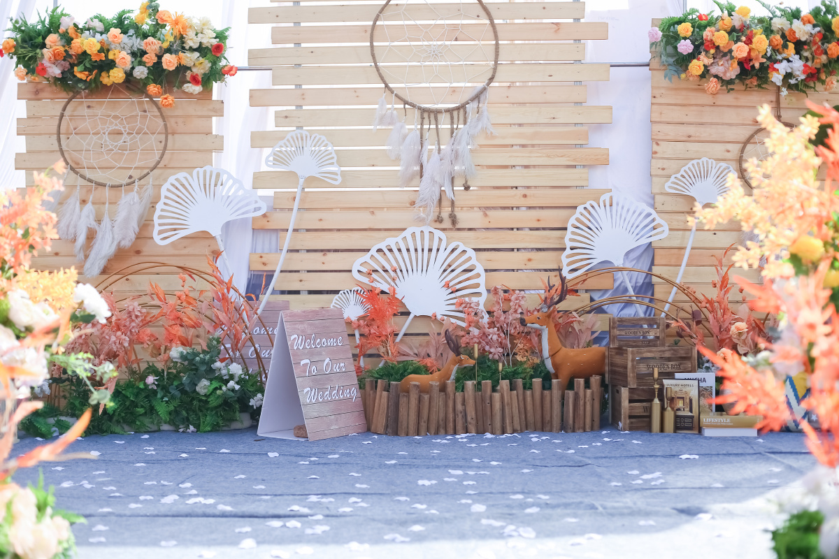 婚礼婚庆典礼舞台现场布置