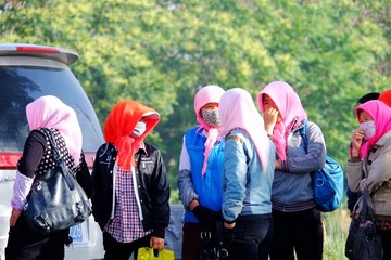 171025