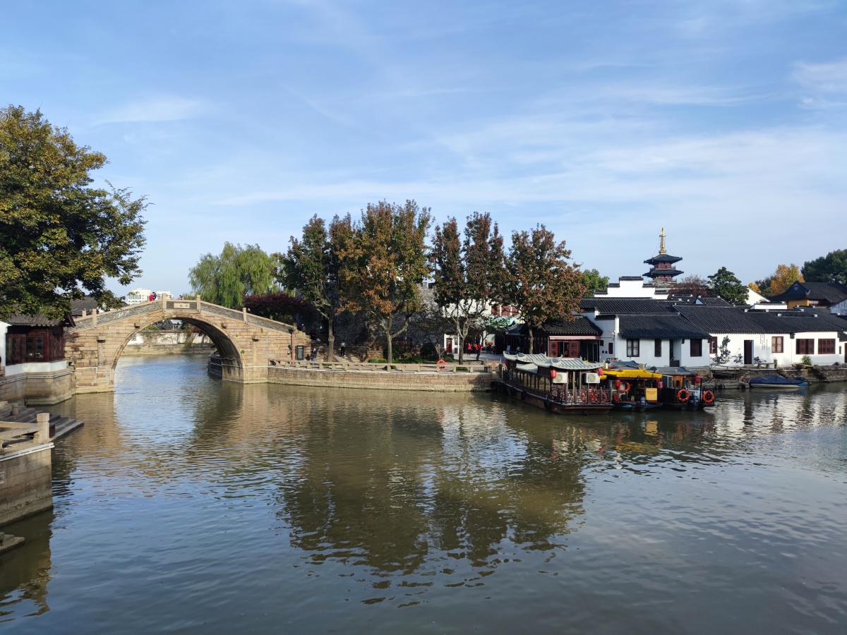 姑苏城外寒山寺