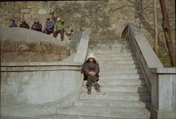 闭