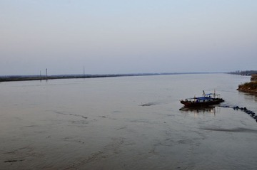 夕阳下的黄河2.jpg