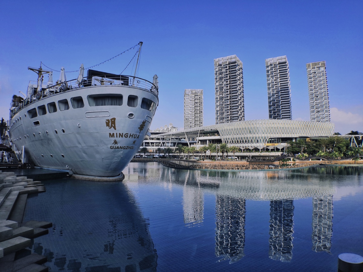海上世界—明华轮 - 掏空了的盒子 - 图虫
