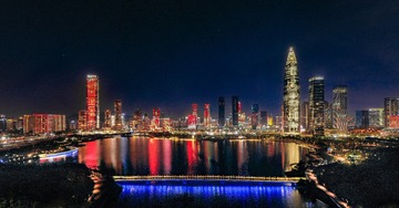 深圳春笋大厦人才公园夜景