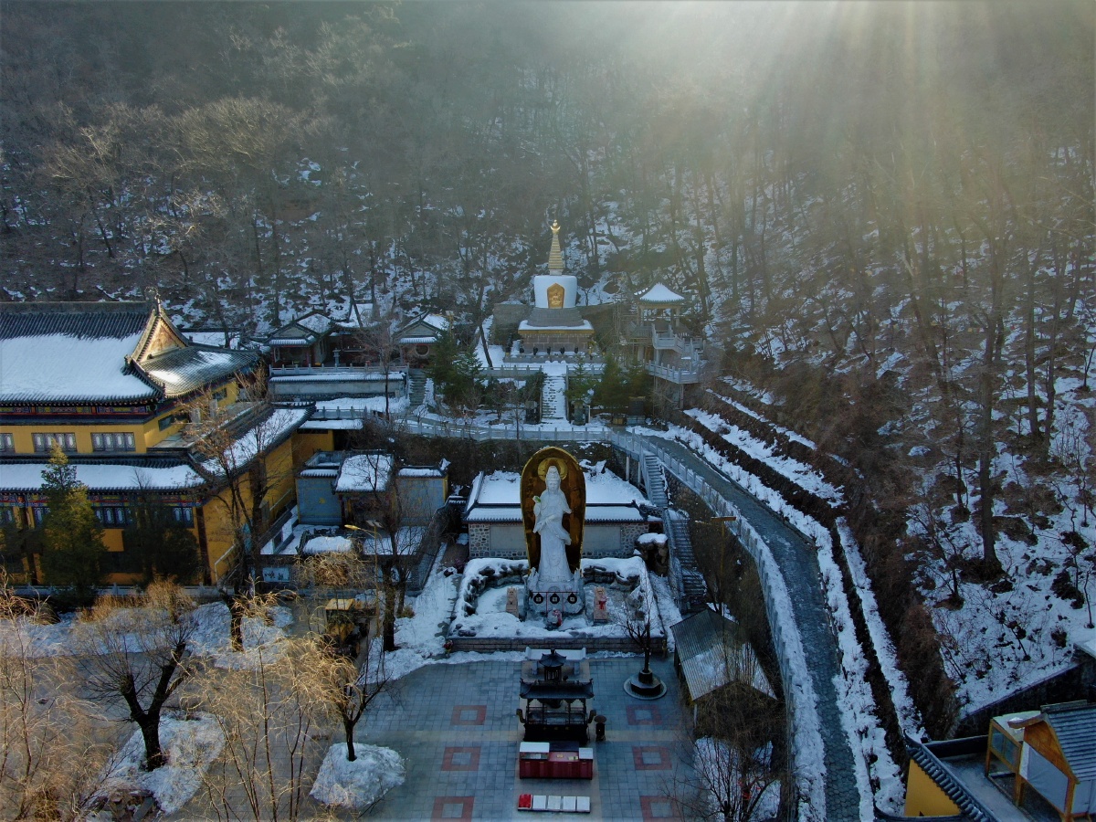 鞍山市千山在灵岩寺
