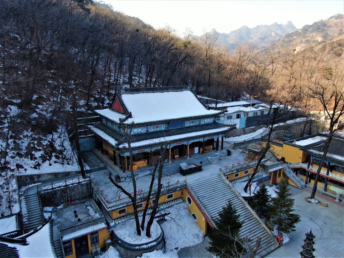 鞍山市千山在灵岩寺