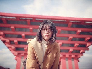 001