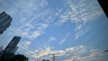 54F8400B-B999-4051-82D9-F8803017F77B/L0/001