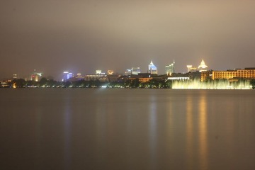 夜西湖
