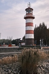 158076