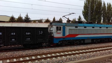 6760