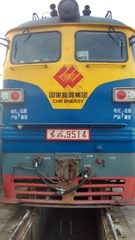 47304