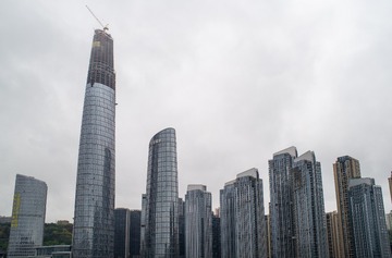 308407