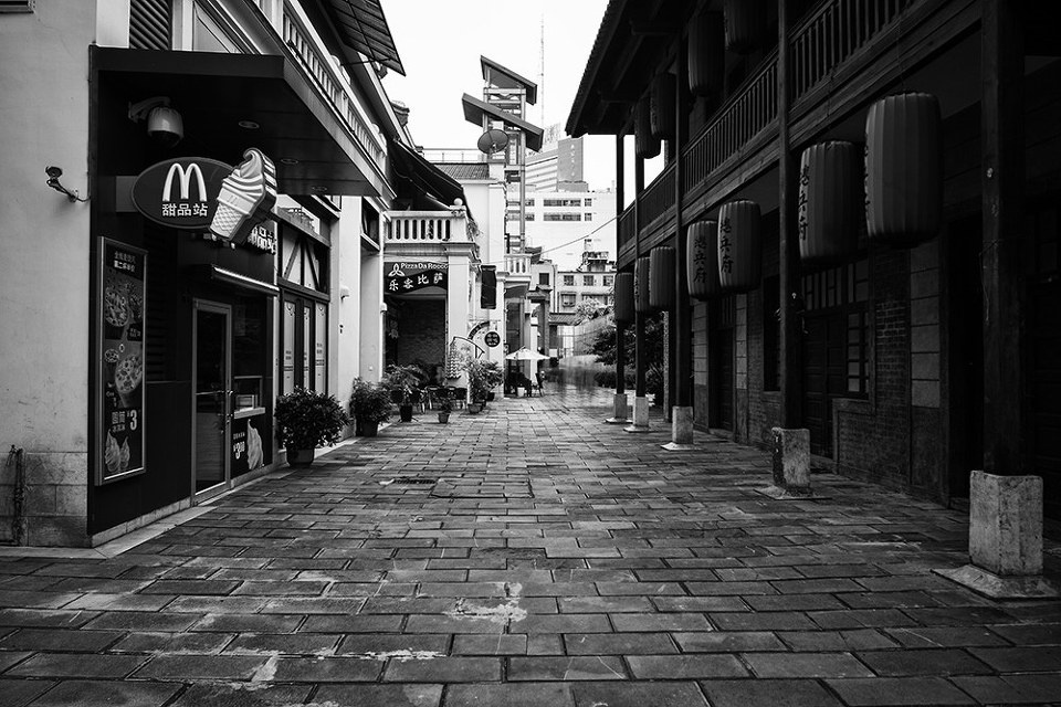 无人的街道 br />