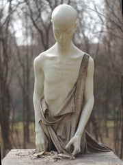 153103