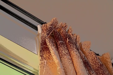 9370
