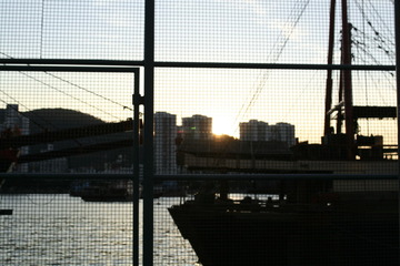 夕陽的漁船