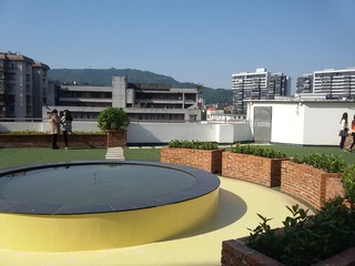 AD2185E9-4DF7-4976-BF8C-F947E581D3BF/L0/001