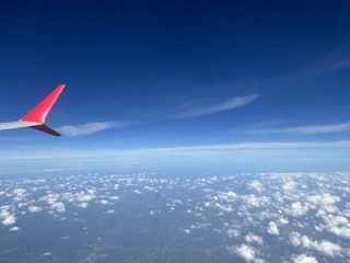 000E8A5D-2802-4A3F-BA5B-AD23CF6B8E22/L0/001