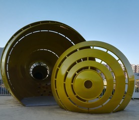 6894932