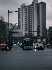 380859