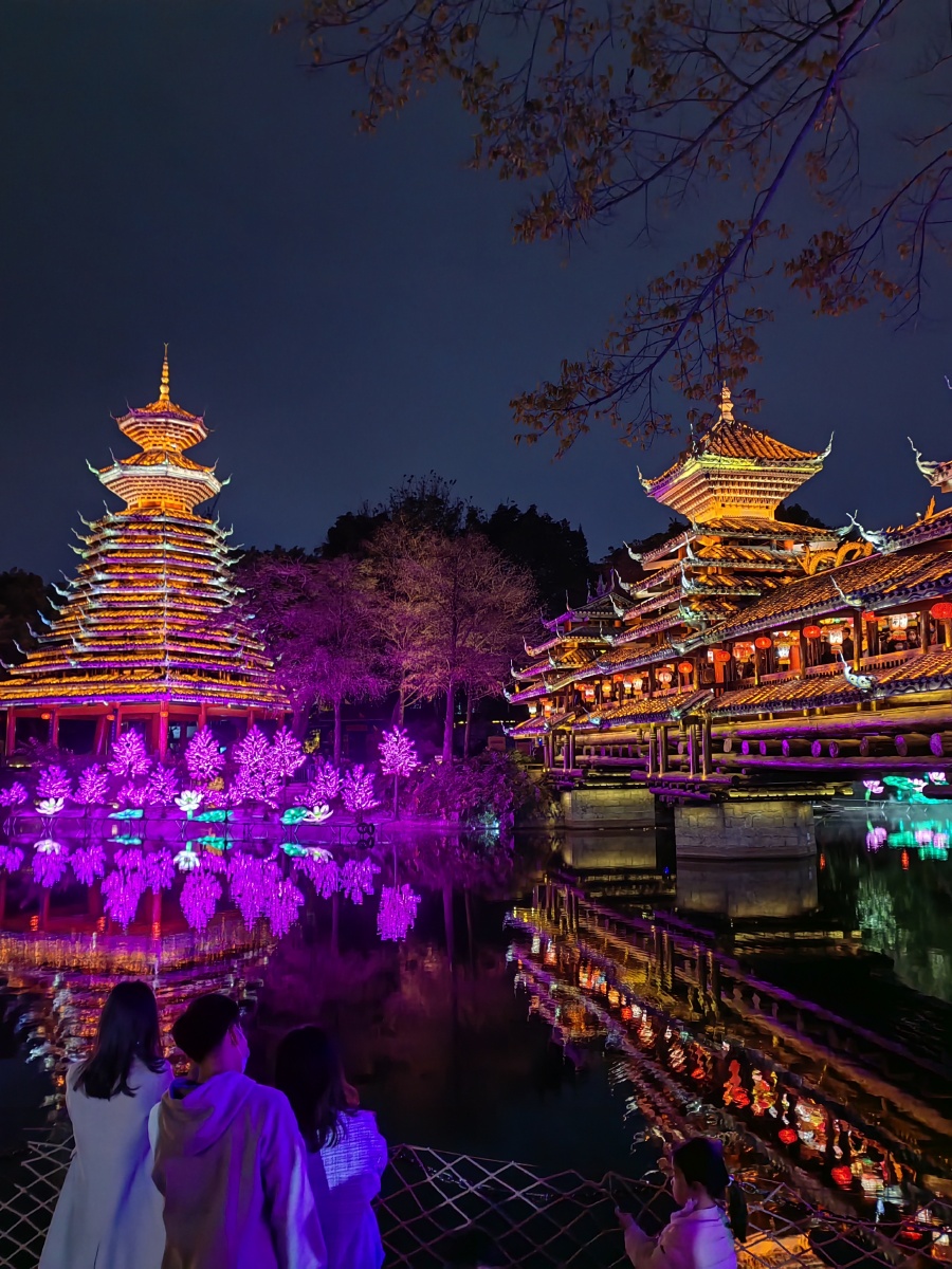 夜景灯光秀 - 摄影师164059285791400 - 图虫