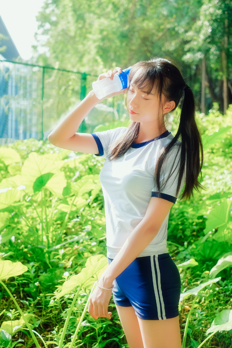 体操少女的夏天味道