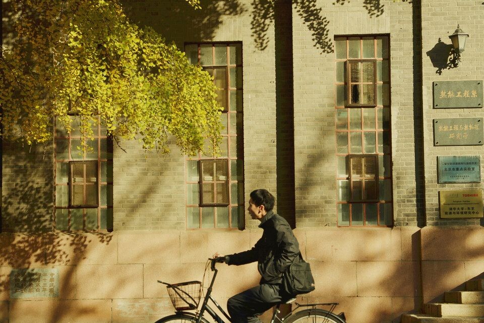 1.我的大学·路人<br />
