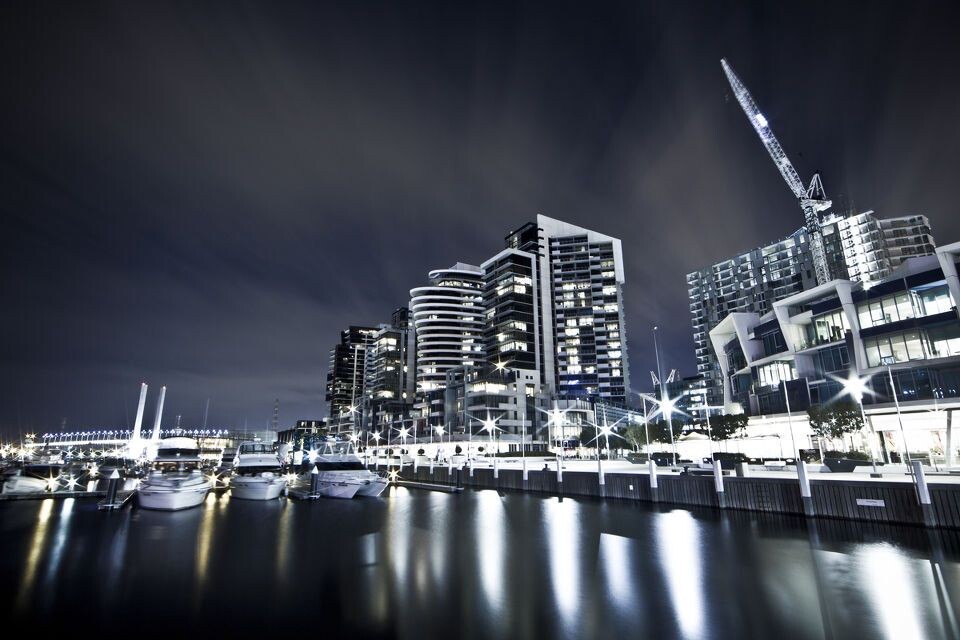 墨尔本市中心边上的Docklands，类似悉尼的情人港<br />
