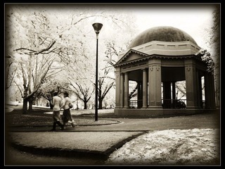 Queen Victoria Gardens