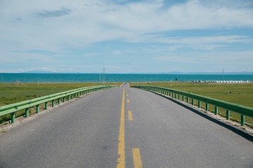 E2CC1D0F-1E53-4302-A9F0-14E7F8C6053B/L0/001