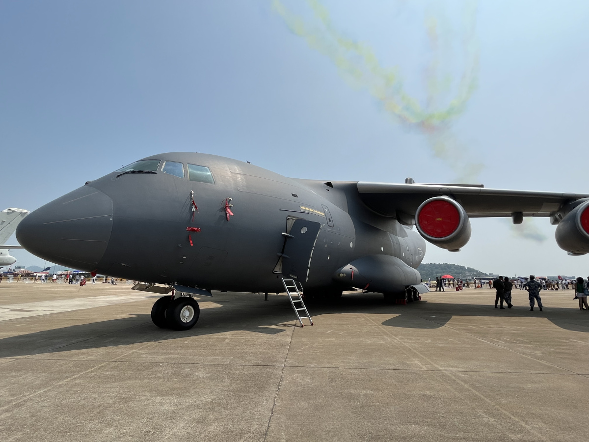 胖妞运20里面长什么样来自珠海航展一线图