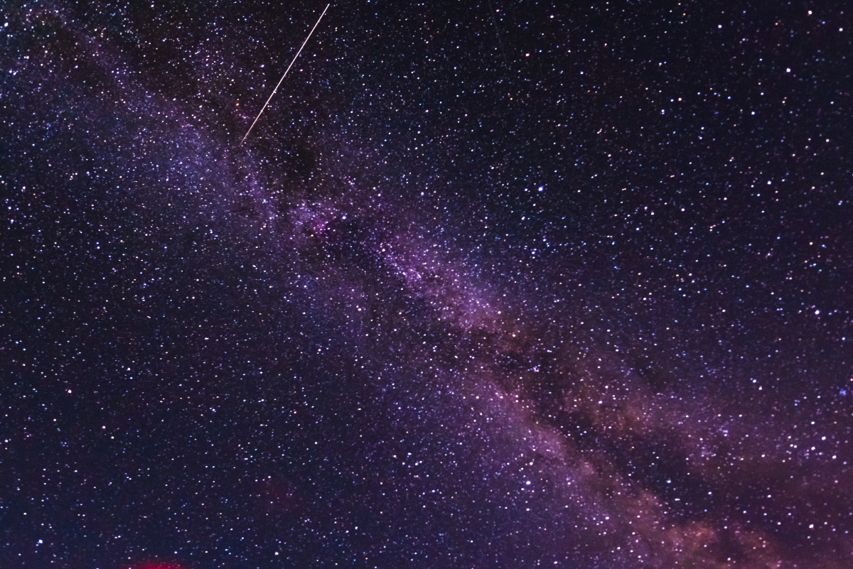 当流星划过繁星