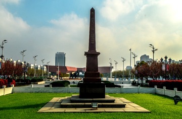 1000065714