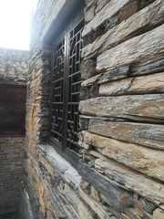 1833