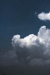 5C770C69-CE79-4333-827B-2E47D4B6876B/L0/001