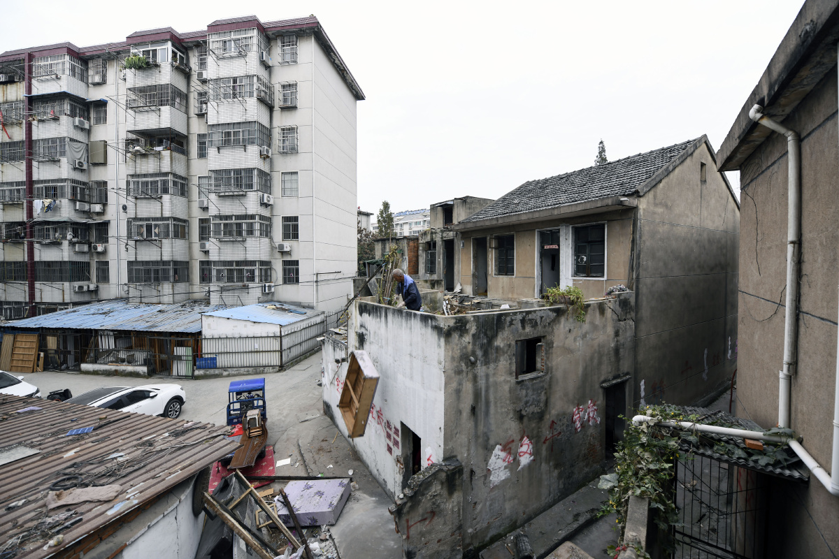 合肥嘉山速度14天时间王大郢城中村搬迁改造项目完美收官