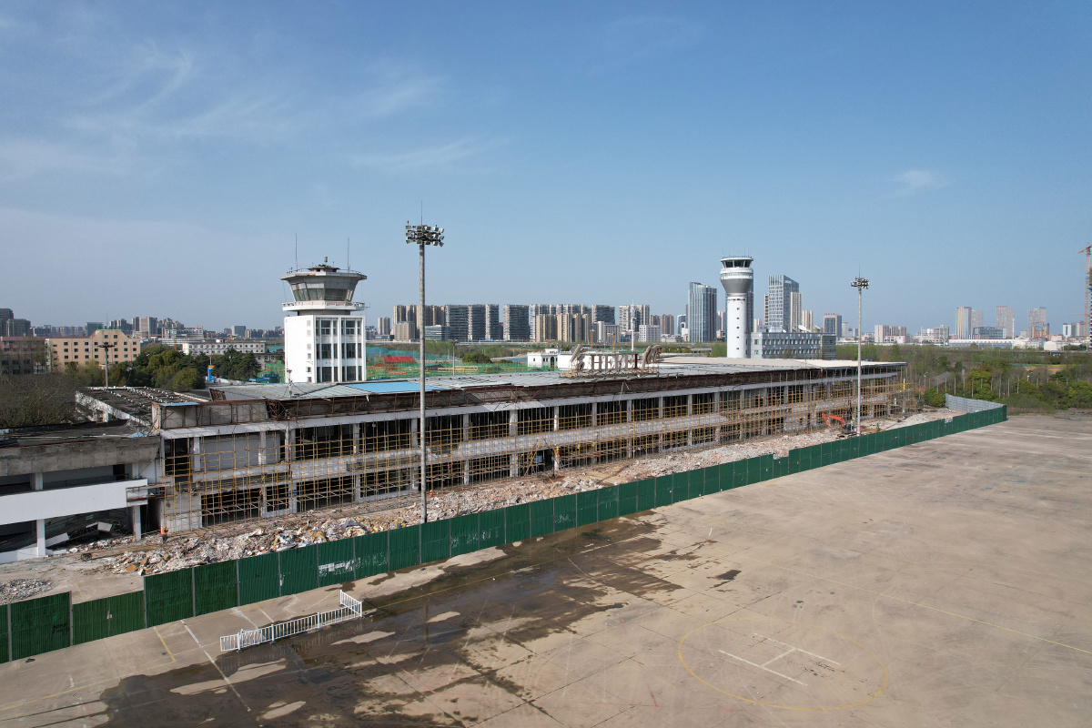 合肥航拍骆岗机场航站楼