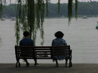 5CE26817-EF2C-4888-A84C-EEAB03D65B3C/L0/001