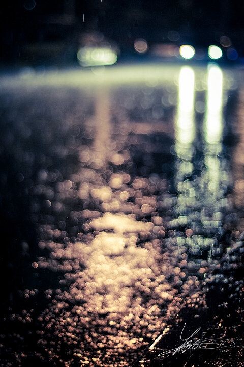 雨夜，也是泡泡的世界<br />
用泡泡绘制一个绚烂的夜晚